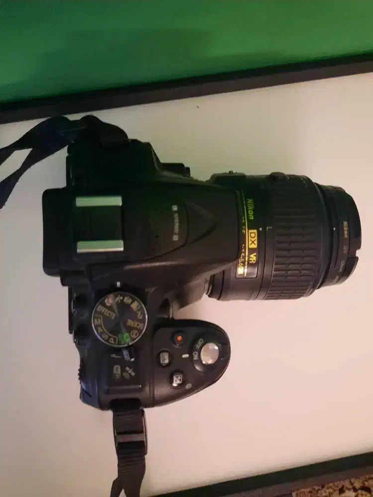 نیکون ۵۳۰۰|دوربین عکاسی و فیلم‌برداری|رشت, معلم|دیوار