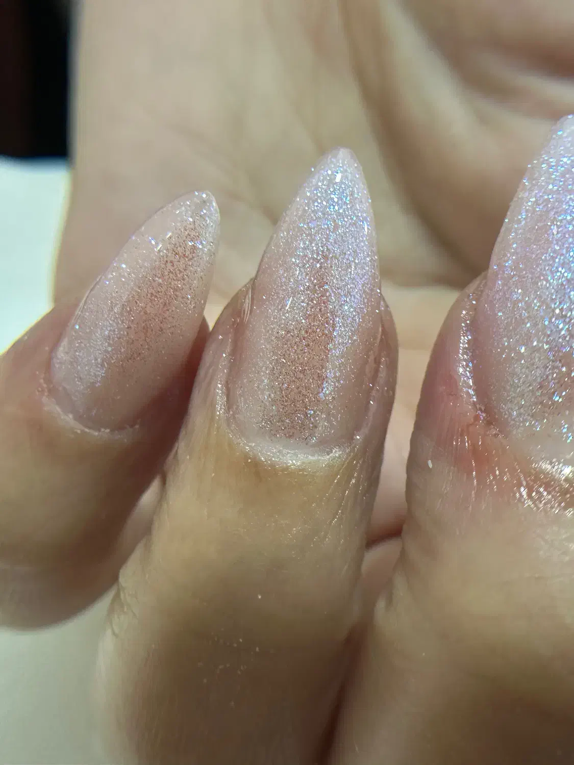 مدل کاشت و ترمیم ناخن|خدمات آرایشگری و زیبایی|رشت, لاکانی|دیوار