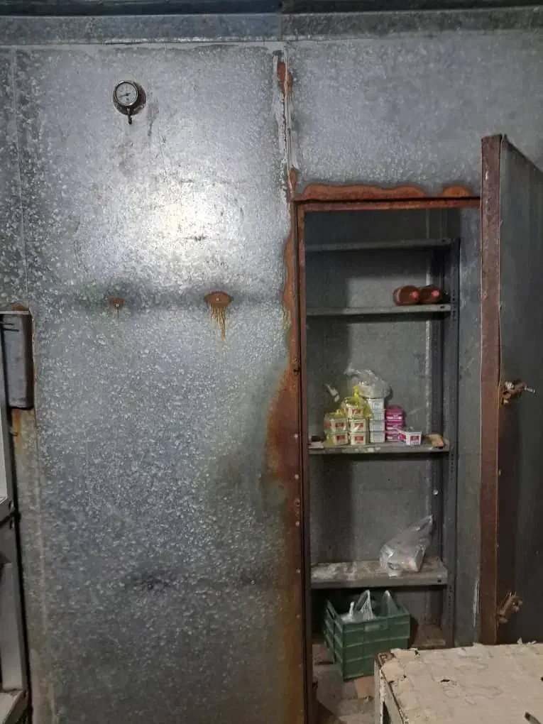 سردخانه۳در۳ بنکداری نگهداری مواد زیر و بالای صفر|ماشین‌آلات صنعتی|کازرون, |دیوار