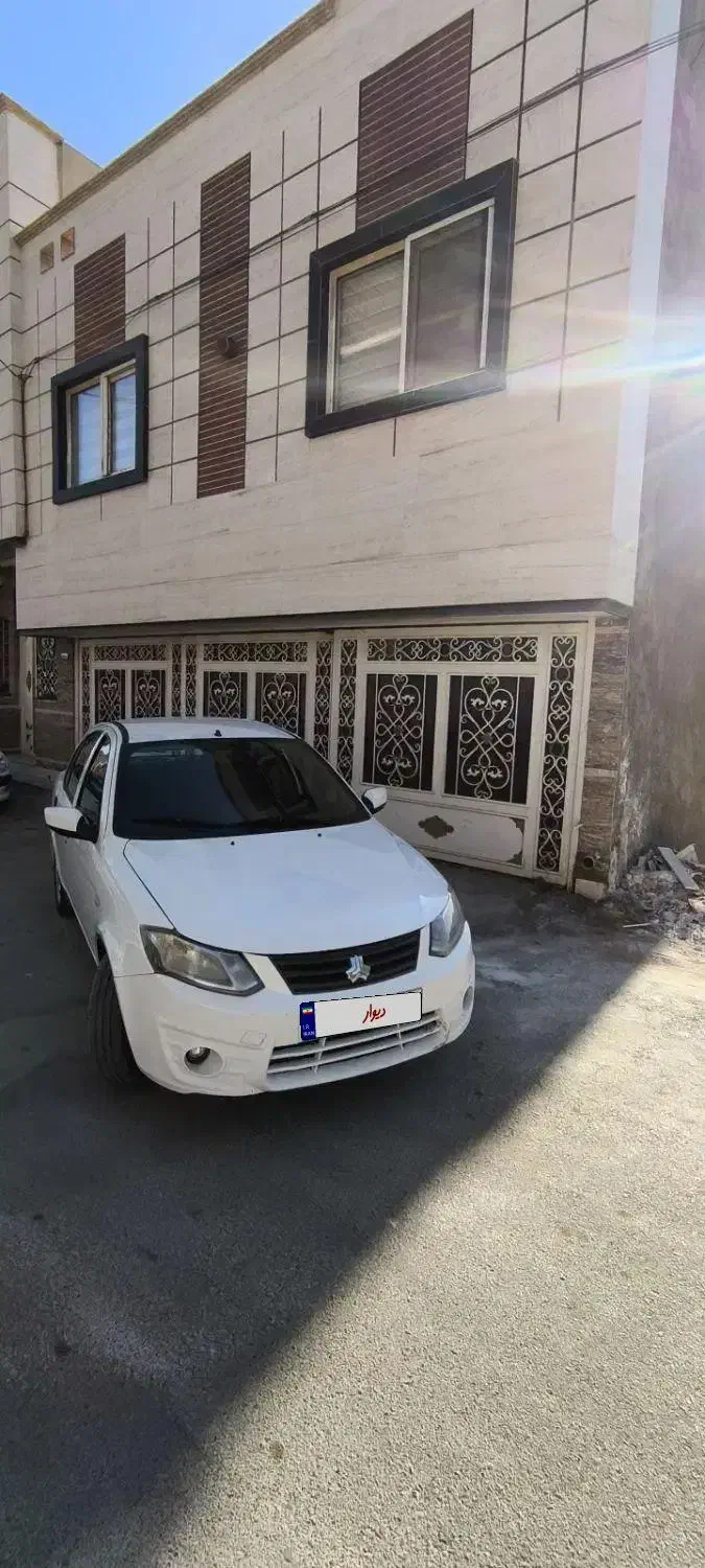 ساینا مدل ۹۹ کارمندی|خودرو سواری و وانت|یزد, |دیوار