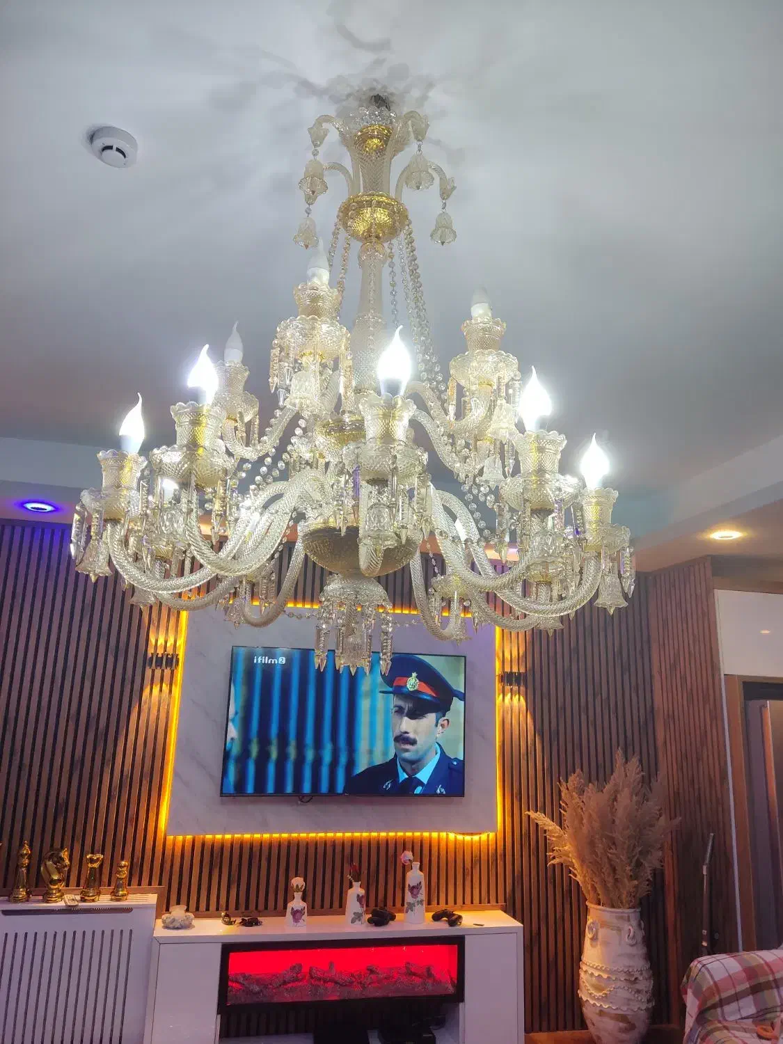 لوستر سلطنتی شیشه ای اصل ترک نو نو|لوستر و چراغ آویز|تهران, وصفنارد|دیوار