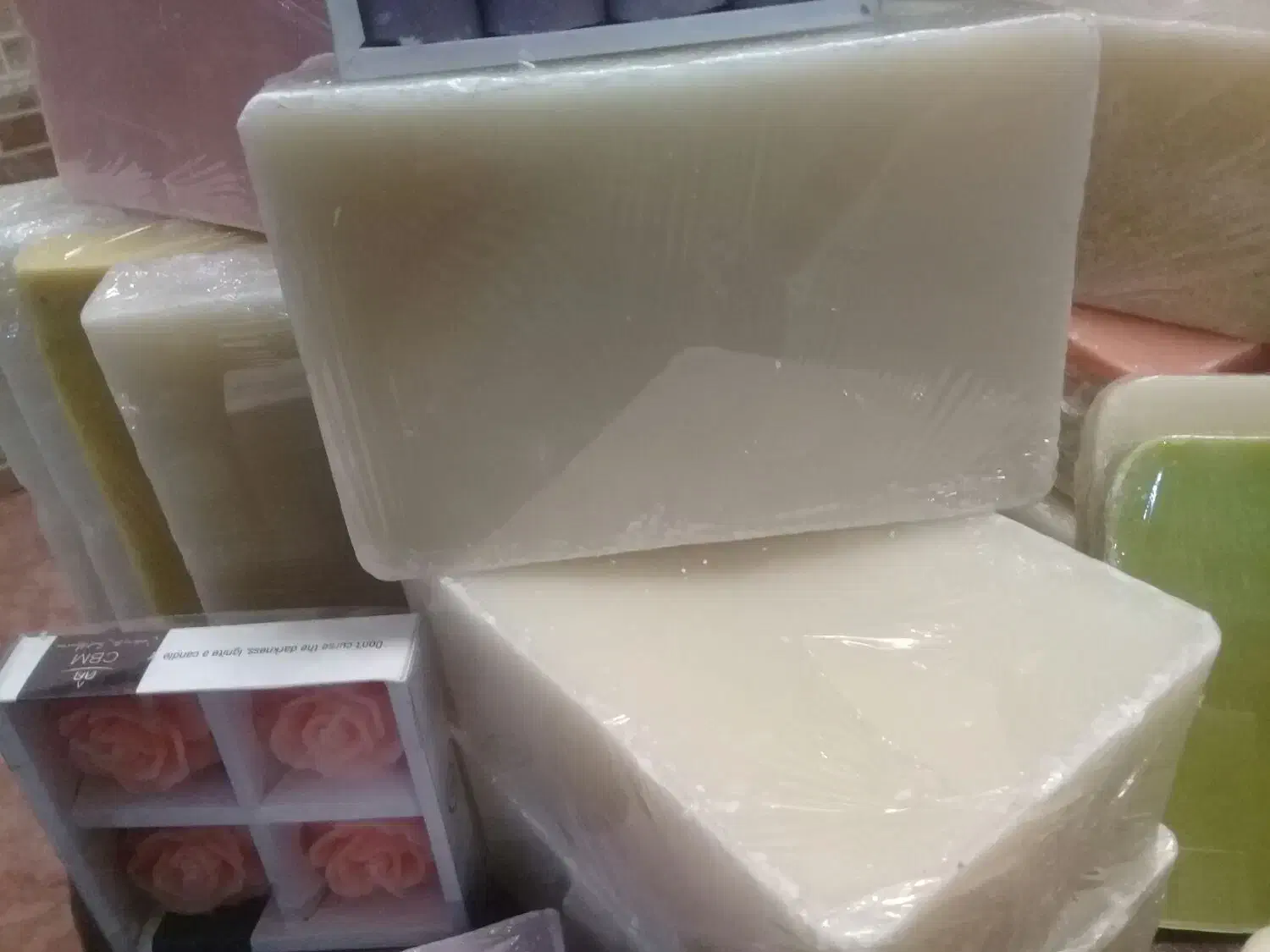 پارافین شمع سازی|صنایع دستی و سایر لوازم تزئینی|فولادشهر, فولادشهر|دیوار