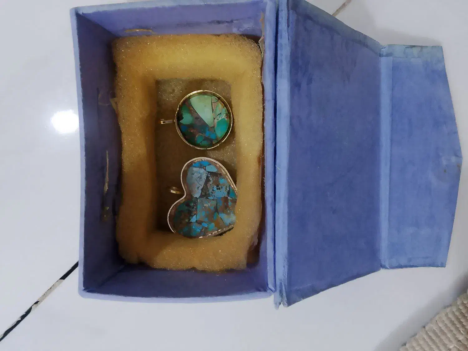 نگین فیروزه|بدلیجات|تربت‌حیدریه, کوه سنگی|دیوار