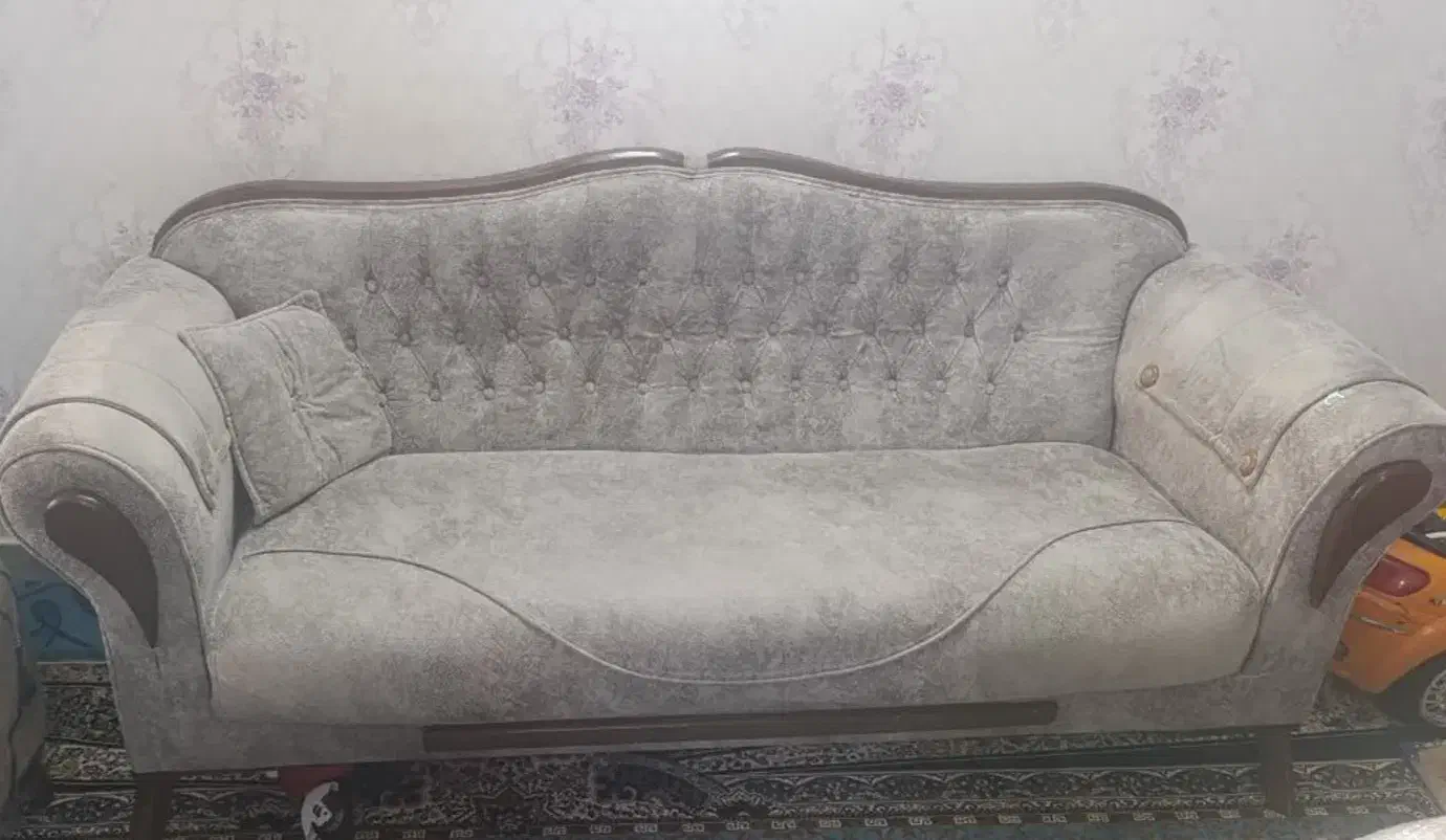 مبل هفت نفره|مبلمان خانگی و میز عسلی|مشهد, کوشش|دیوار