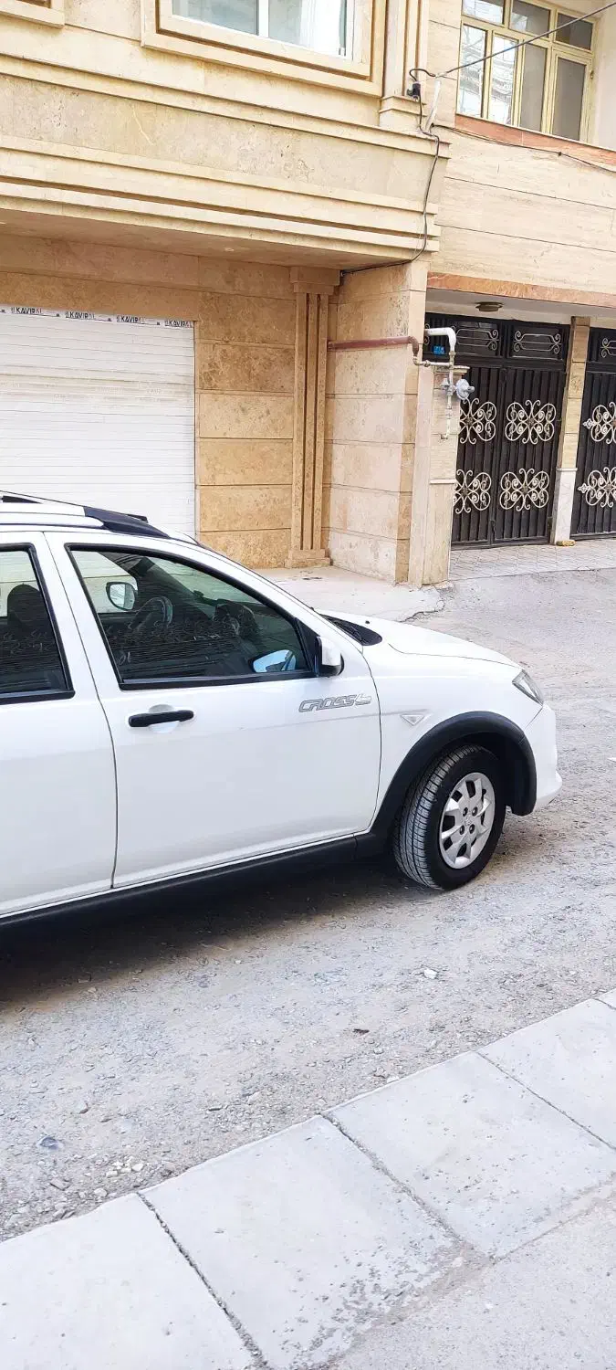 کوئیک دنده ای ساده|خودرو سواری و وانت|تربتحیدریه, ۴۵ متری|دیوار