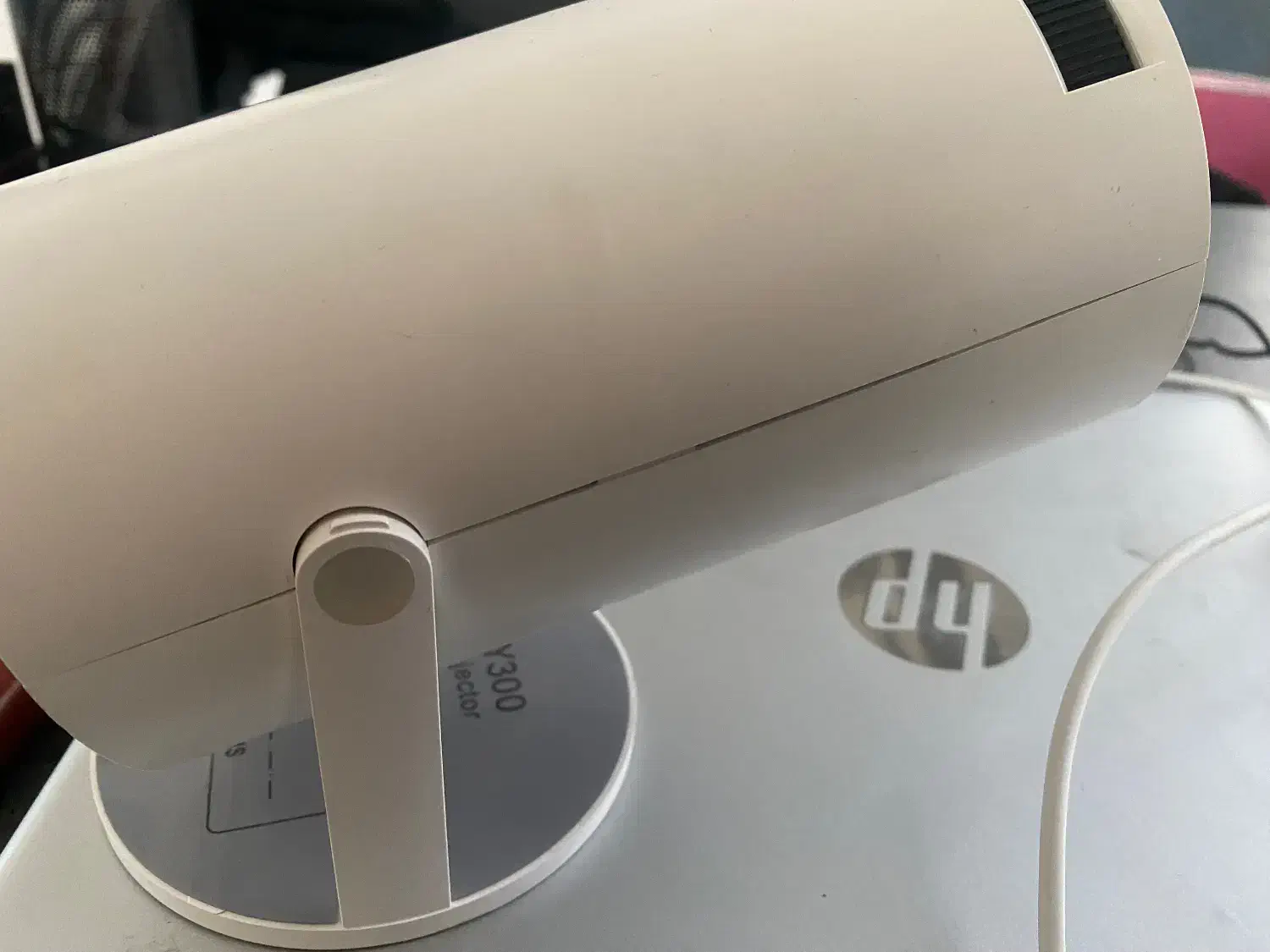 ویدئو پروژکتو حرفه ای|تلویزیون و پروژکتور|پرند, فاز ۲|دیوار