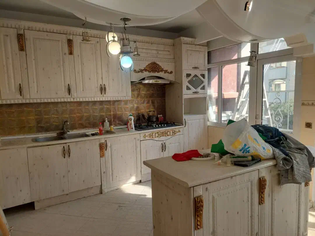 آپارتمان تک واحدی فلکه چایچی بوعلی شرقی طبقه دوم