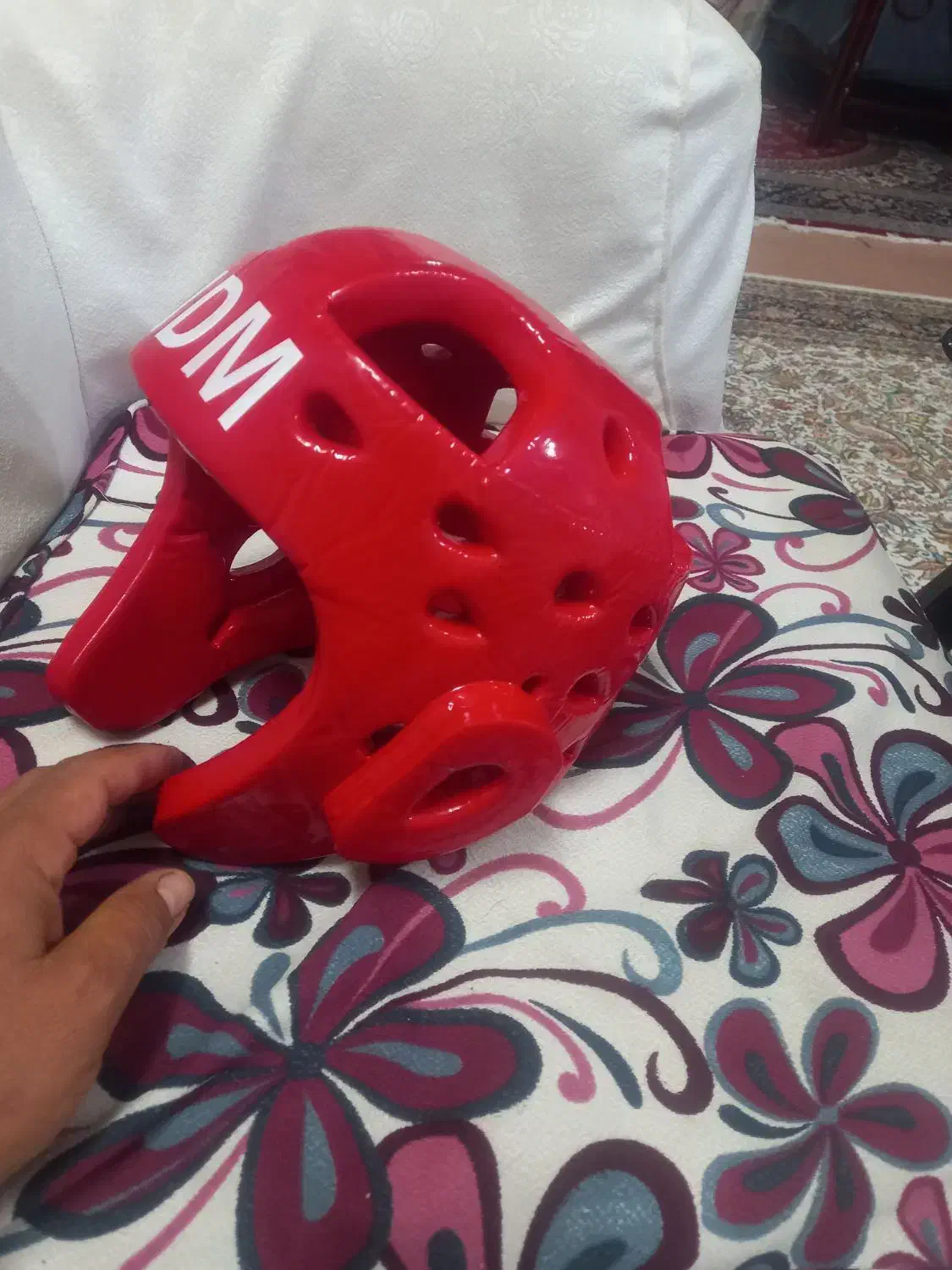 یک عدد صندلی خاور سالم.وتعدادی بچه رینگ وتیوپ|قطعات یدکی و لوازم جانبی|قم, نیروگاه|دیوار