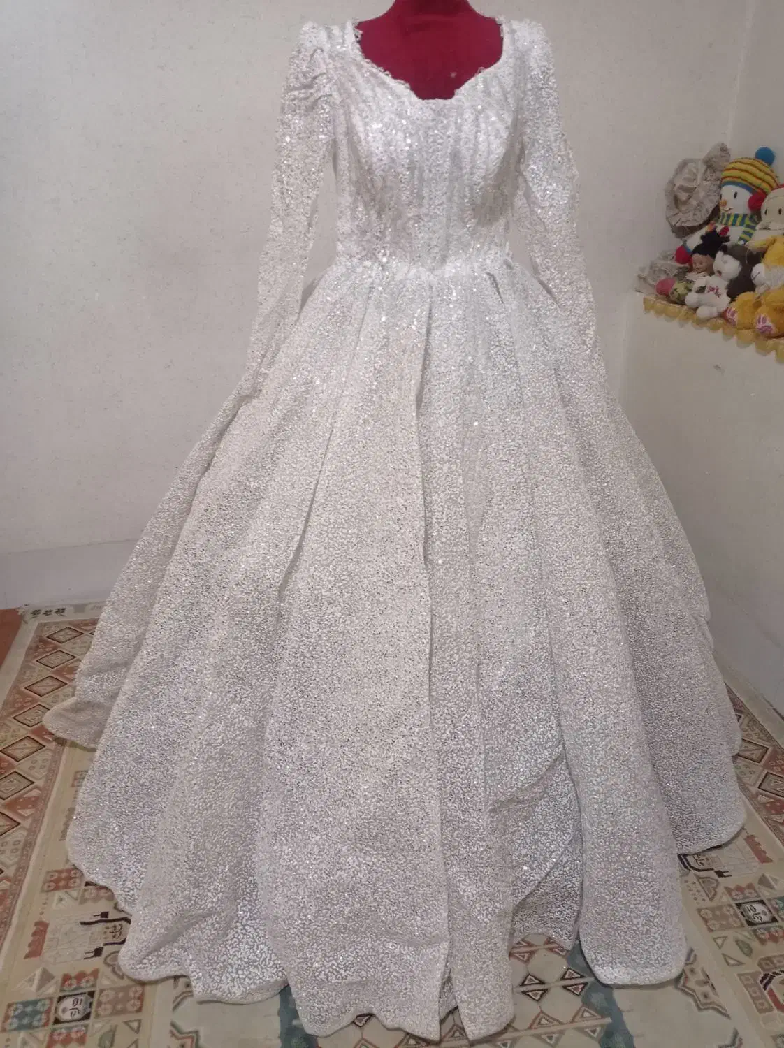 لباس عروس|لباس|فولادشهر, مسکن مهر فولادشهر|دیوار