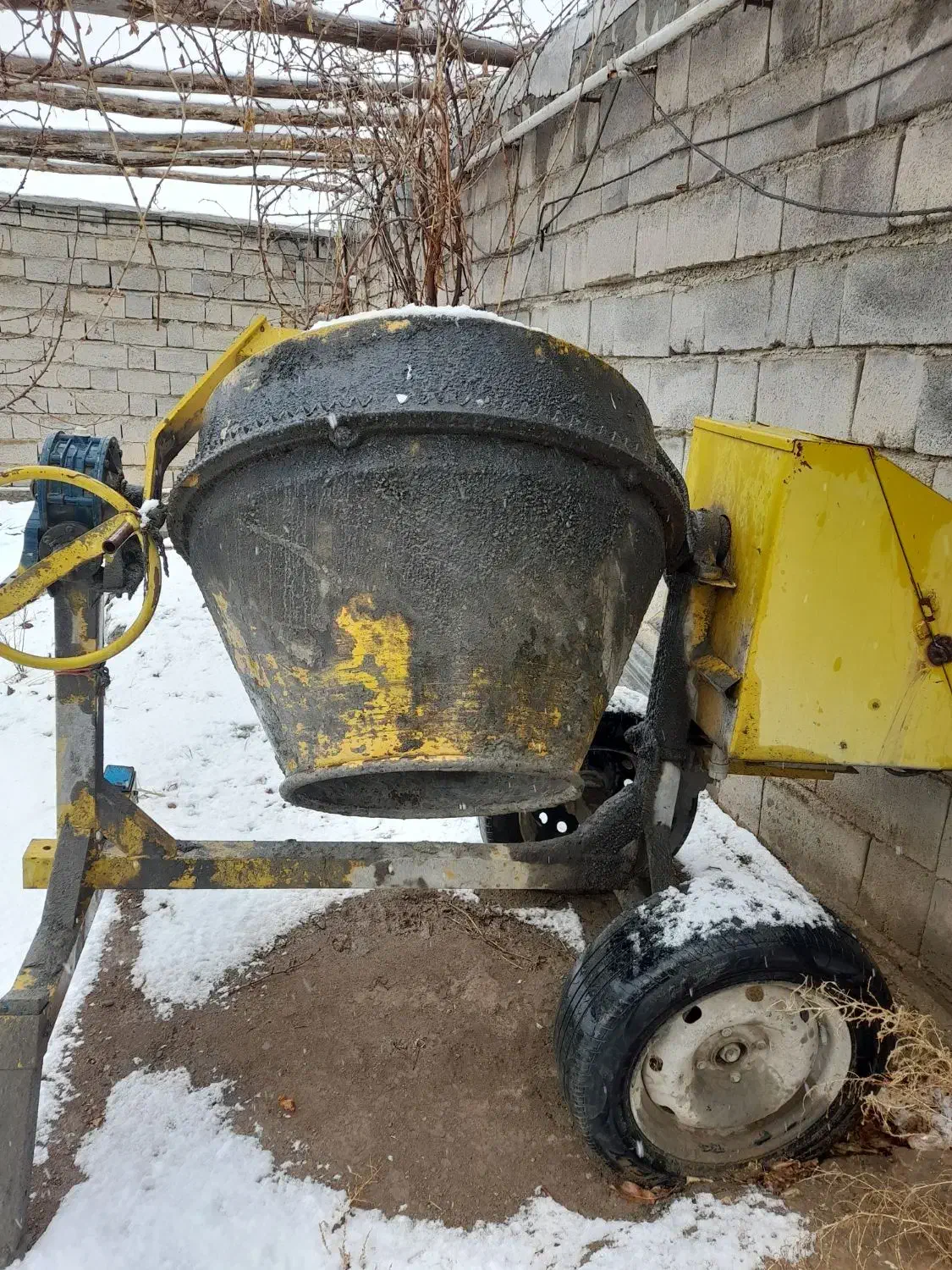 میکسر ودستگاه بلوک زنی|ابزارآلات|سنقر, |دیوار