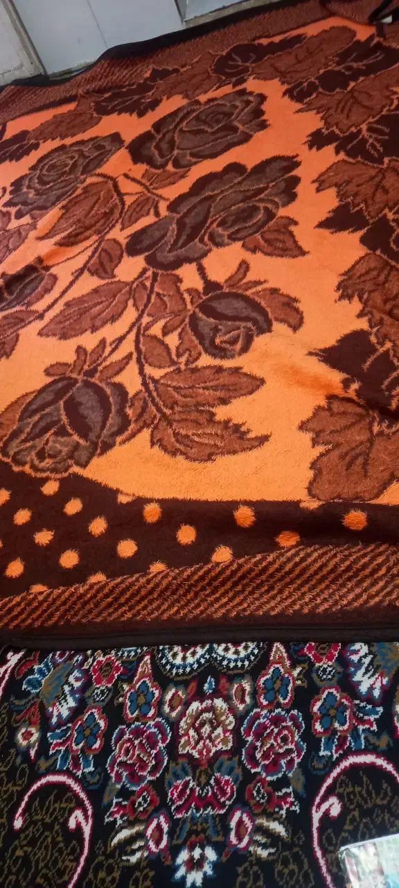 سه عدد پتو و رختخواب|رختخواب، بالش، پتو|مشهد, رده|دیوار