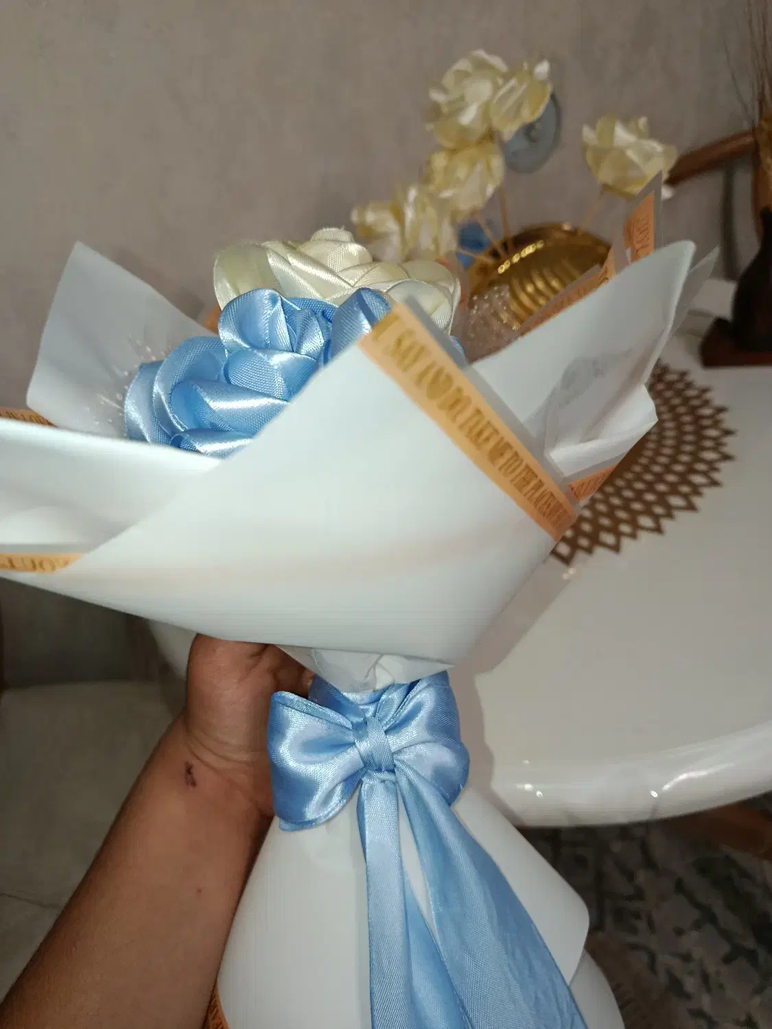 دسته گل روبانی|گل مصنوعی|بهبهان, |دیوار