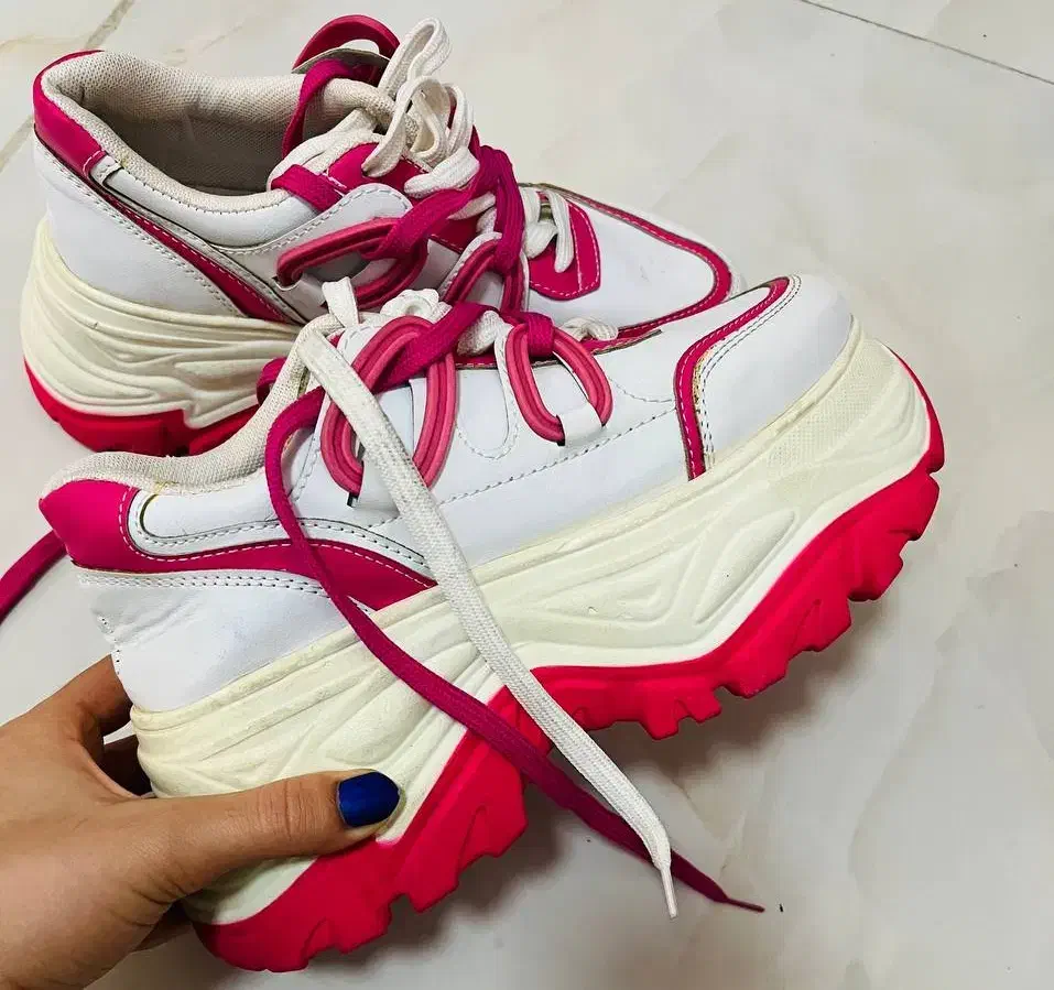 کتونی سفید صورتی نو سایز ۳۸|کیف، کفش، کمربند|قائم‌شهر, |دیوار