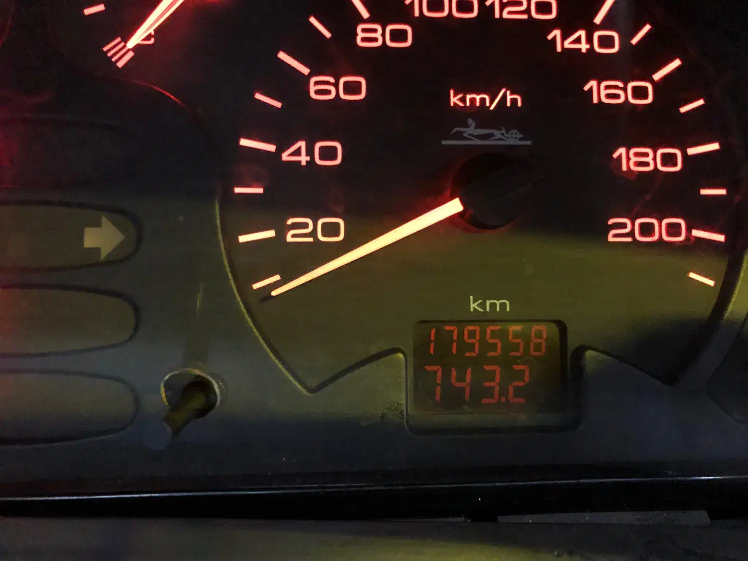 پژو ۴۰۵ مشکی پرکلاغی|خودرو سواری و وانت|اشنویه, |دیوار