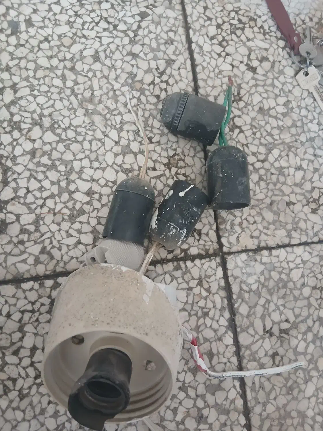 کلید پریز دستگیره کارکرده|ابزارآلات|مشهد, امیریه|دیوار