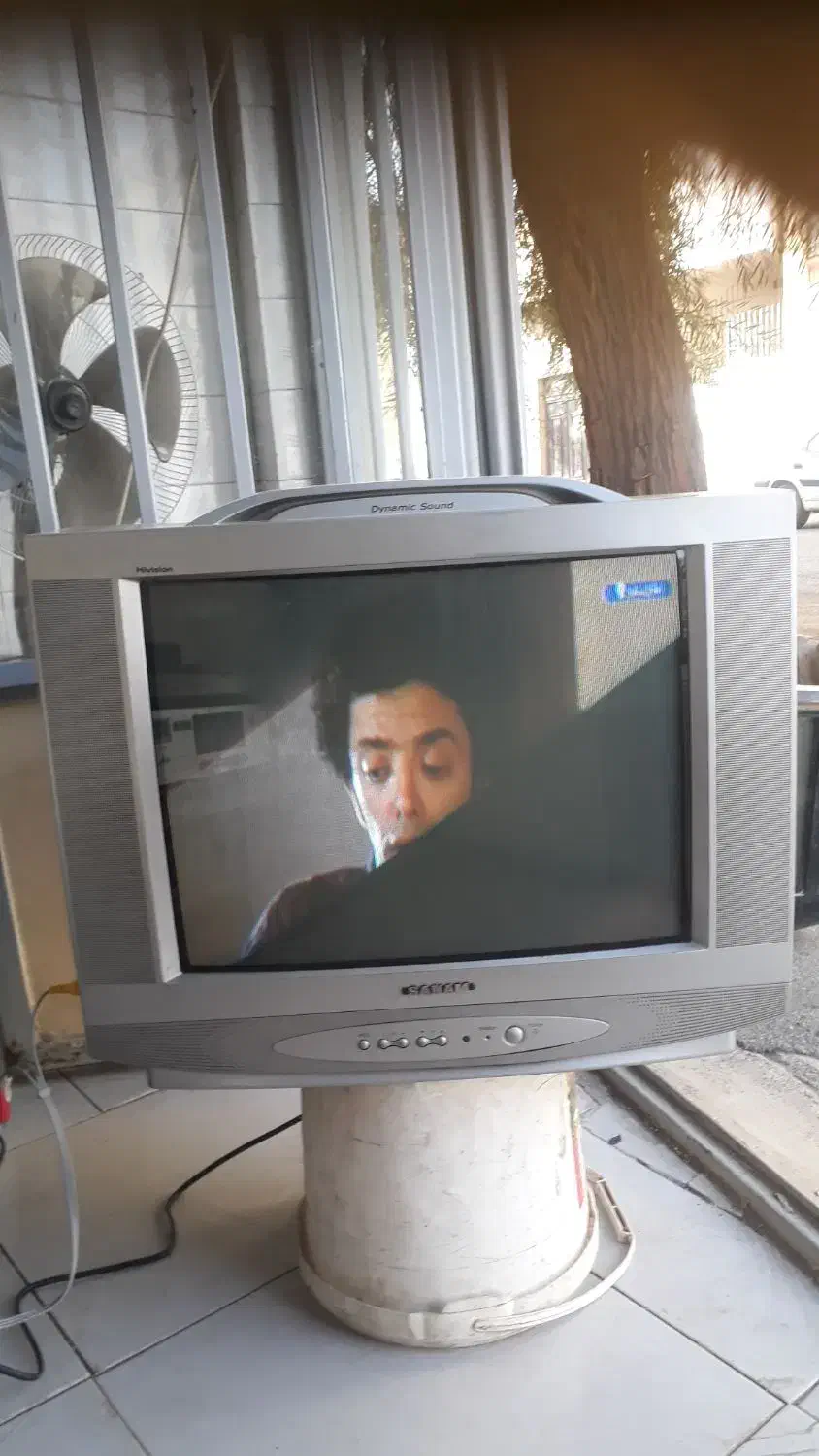 تلوزیون صنام ۲۱اینج کامل سالم|تلویزیون و پروژکتور|سبزوار, قصبه غربی|دیوار