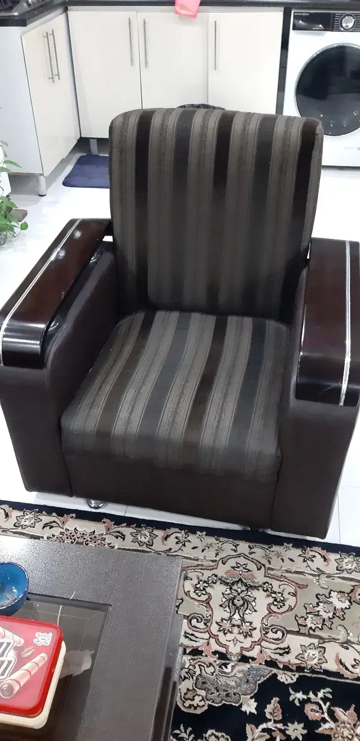 مبل راحتی ۸ نفره|مبلمان خانگی و میز عسلی|تهران, سردارجنگل|دیوار