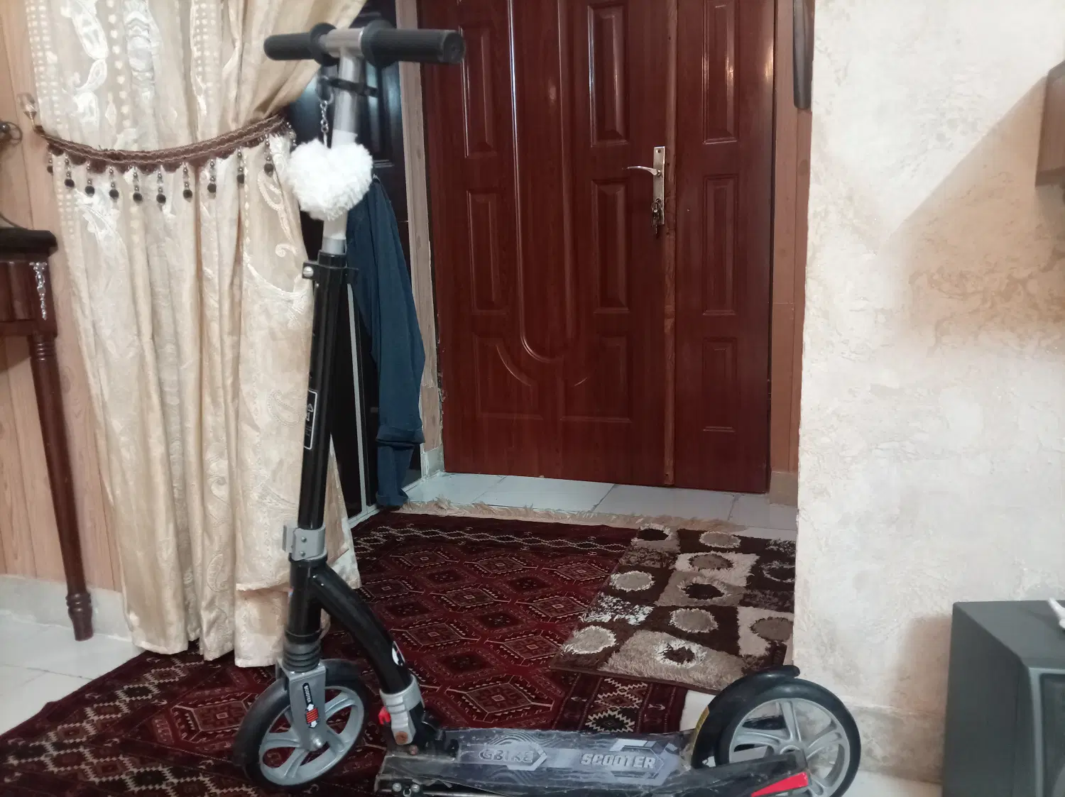 اسکوتر|دوچرخه، اسکیت، اسکوتر|گلبهار, شهر جدید گلبهار|دیوار
