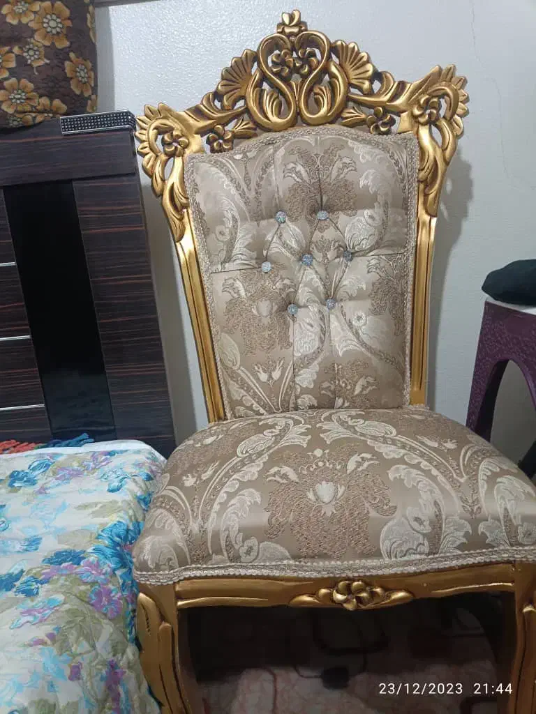 مبل سلطنتی تمام چوب طلاکوب|مبلمان خانگی و میز عسلی|شاهین‌شهر, عطار|دیوار