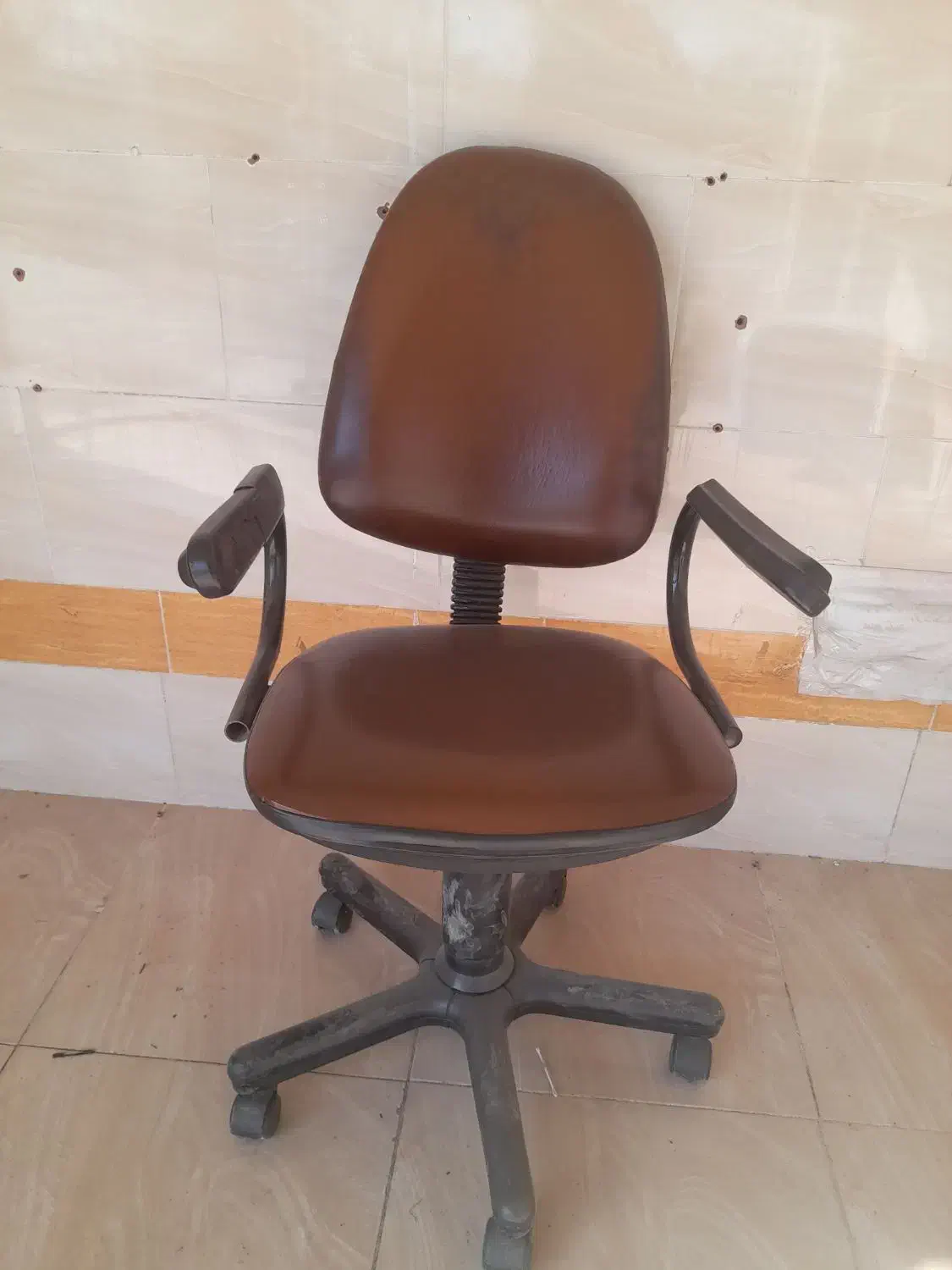 صندلی چرخ دار|صندلی و نیمکت|نجفآباد, فاز ۱ شهرک آزادگان|دیوار