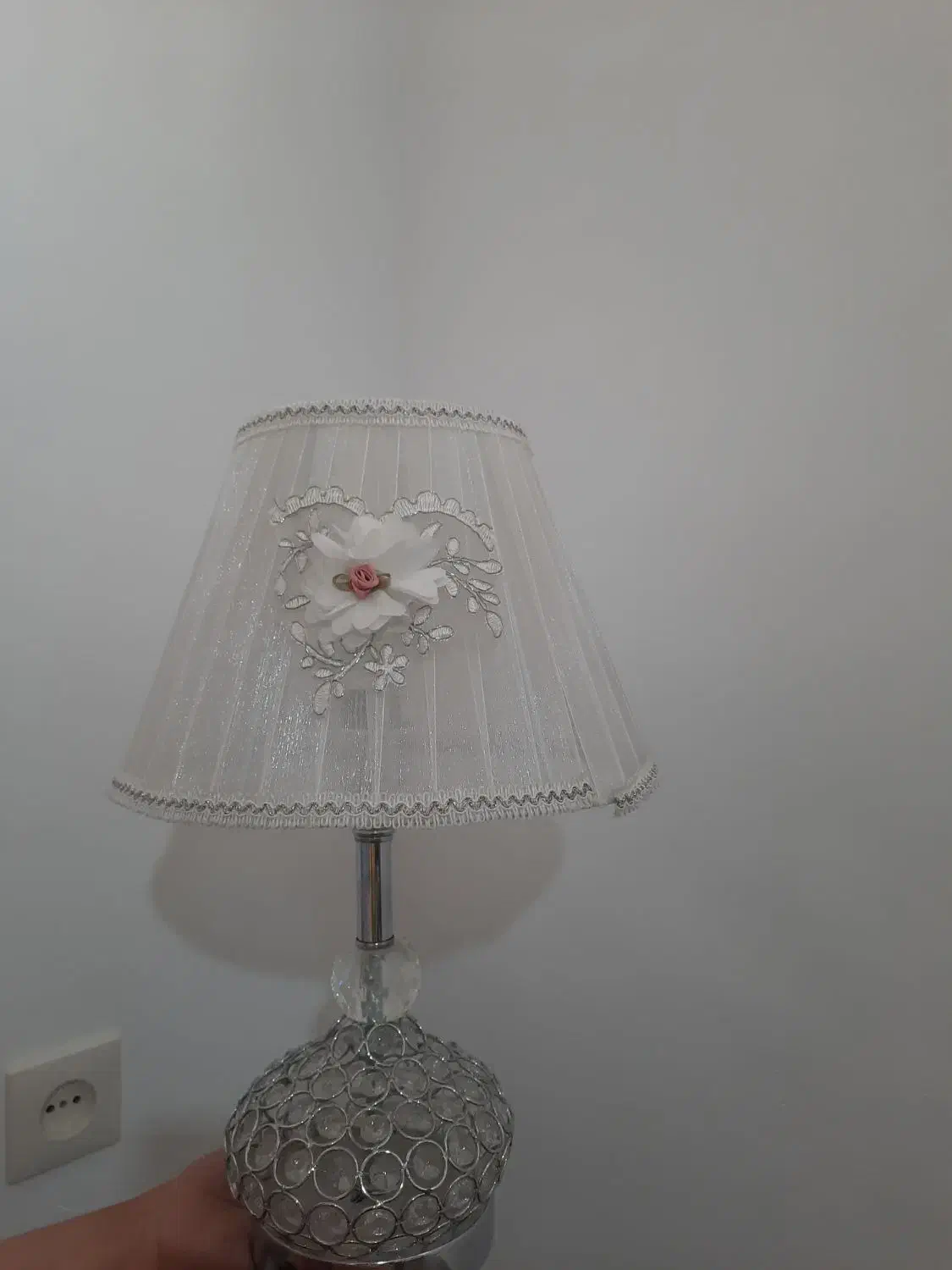 چراغ خواب|چراغ خواب و آباژور|قم, انسجام|دیوار