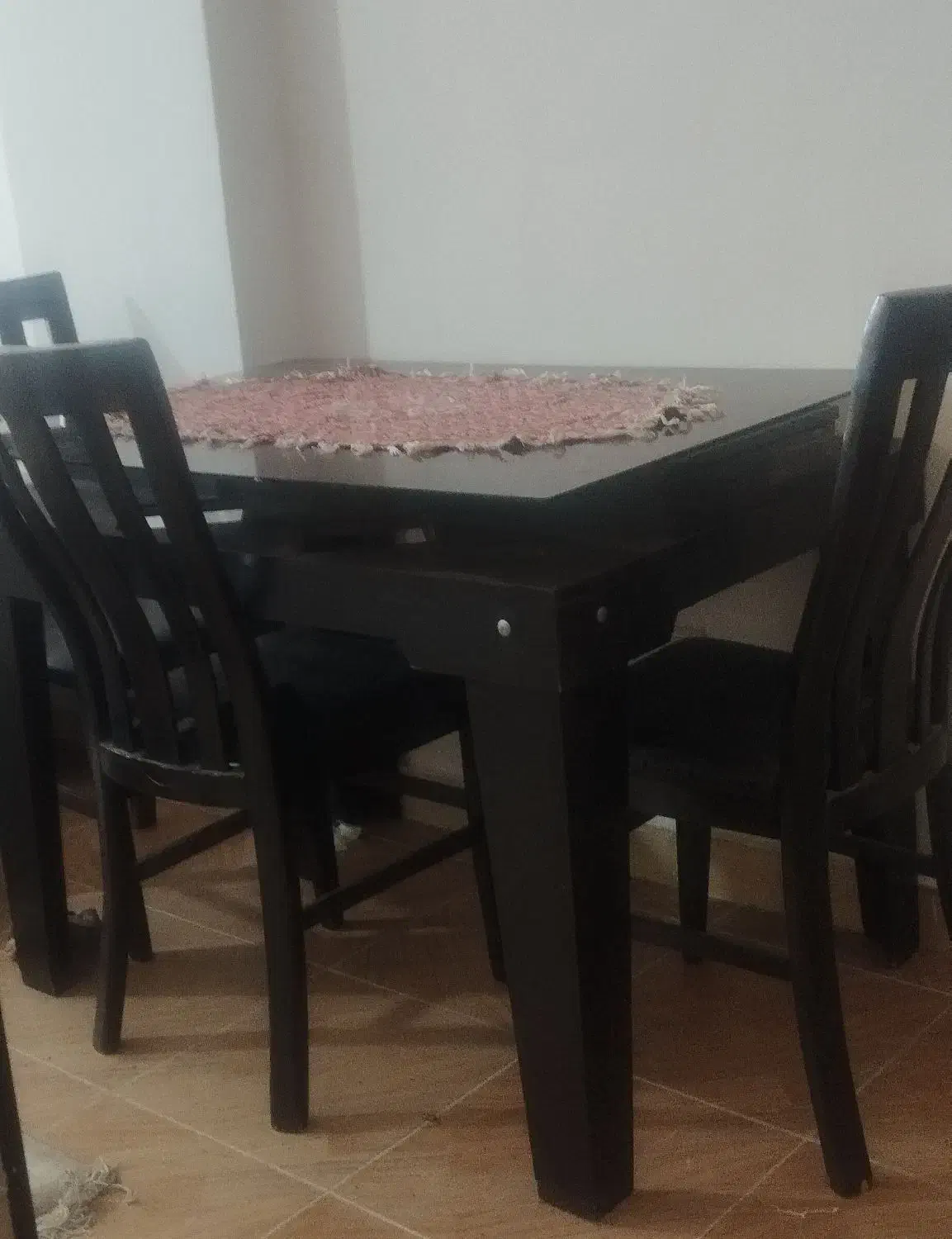 میزناهارخوری۴نفره|میز و صندلی غذاخوری|پرند, فاز ۶|دیوار