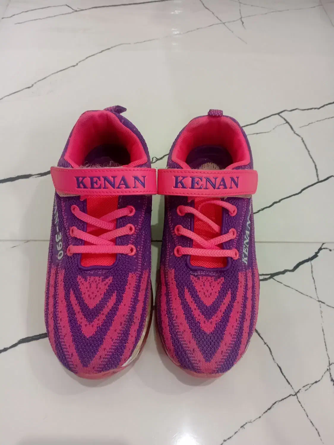 کفش ورزشی طبی|کیف، کفش، کمربند|قیدار, |دیوار