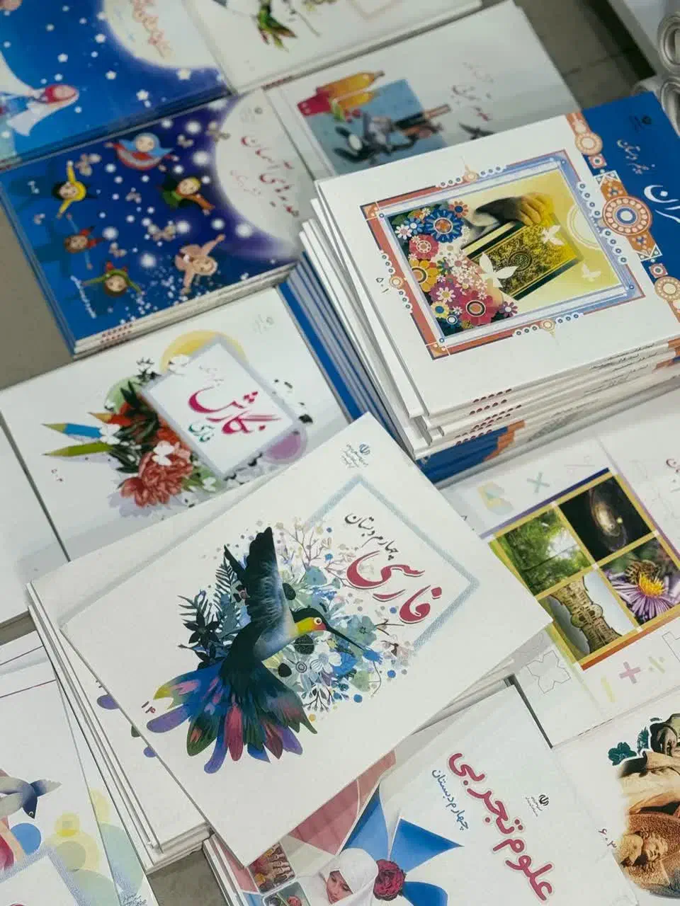 کتاب های درسی تمام مقاطع تحصیلی|کتاب و مجله آموزشی|مشهد, شهید رضوی|دیوار