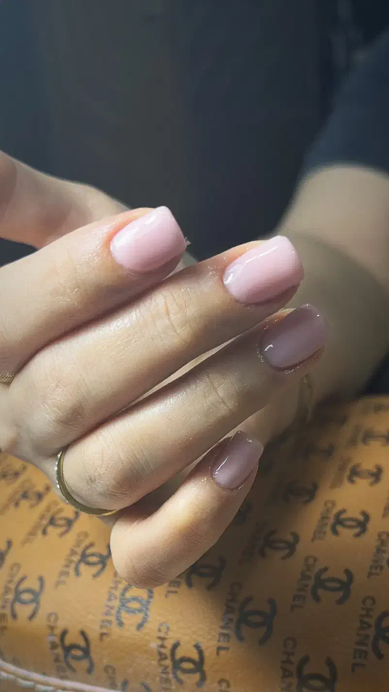 کاشت وترمیم ناخن باتضمین کیفیت 190|خدمات آرایشگری و زیبایی|آستانه اشرفیه, |دیوار