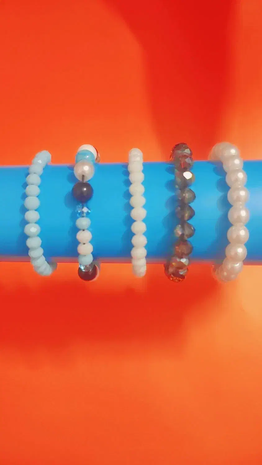 دستبند مهره ای|بدلیجات|صدرا-فارس, فاز ۱|دیوار