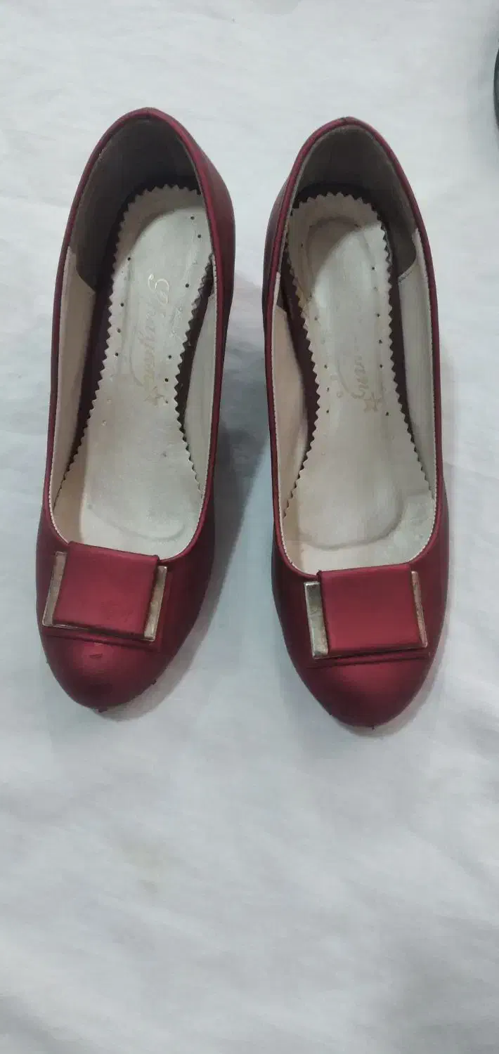 کفش|کیف، کفش، کمربند|قرچک, مهدیه|دیوار