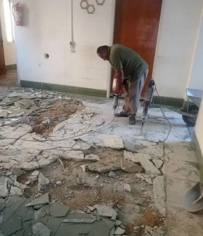 تخریب با انواع پیکور|خدمات پیشه و مهارت|شیراز, رازی|دیوار