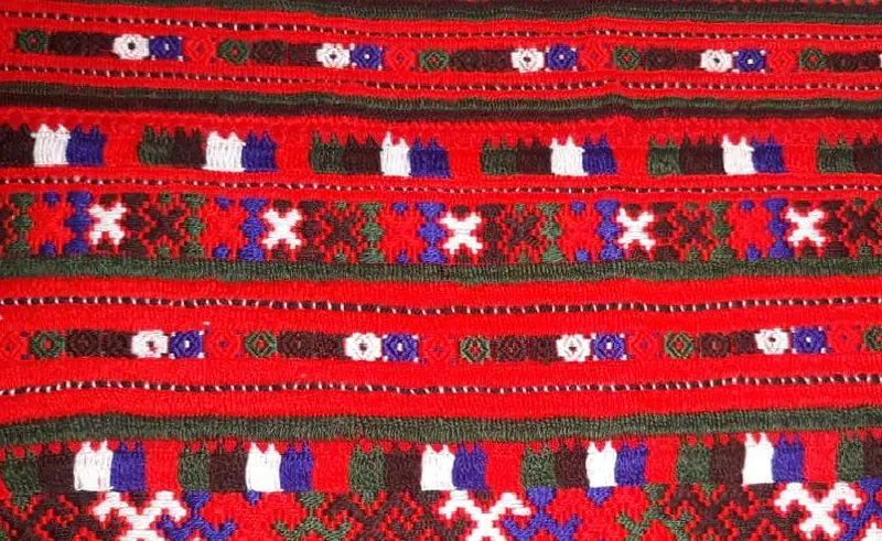 دوزنده هستم|لباس|بزمان, |دیوار