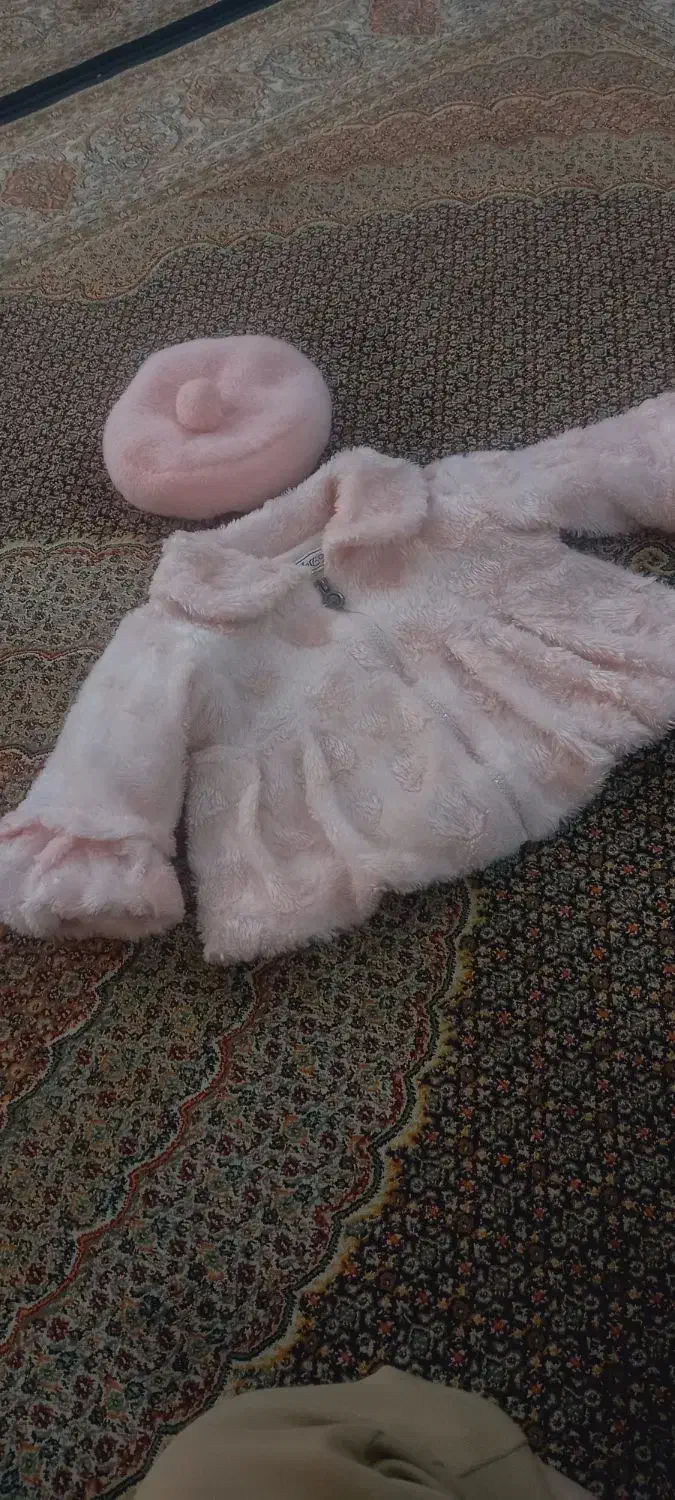 کاپشن های دخترانه ۱ سال تا ۲ سال|کفش و لباس بچه|مرند, |دیوار