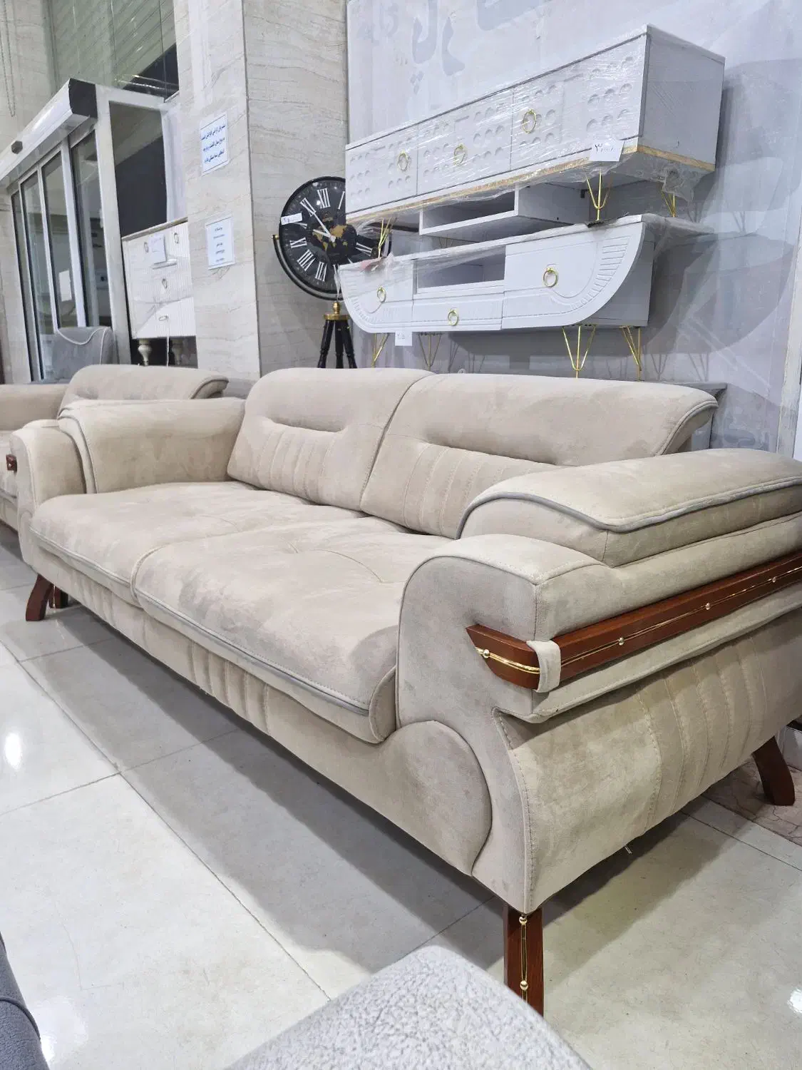 مبل*مرلین* جهیزیه عروس پارکر (تولیدی ارزانکده)|مبلمان خانگی و میز عسلی|بروجرد, |دیوار