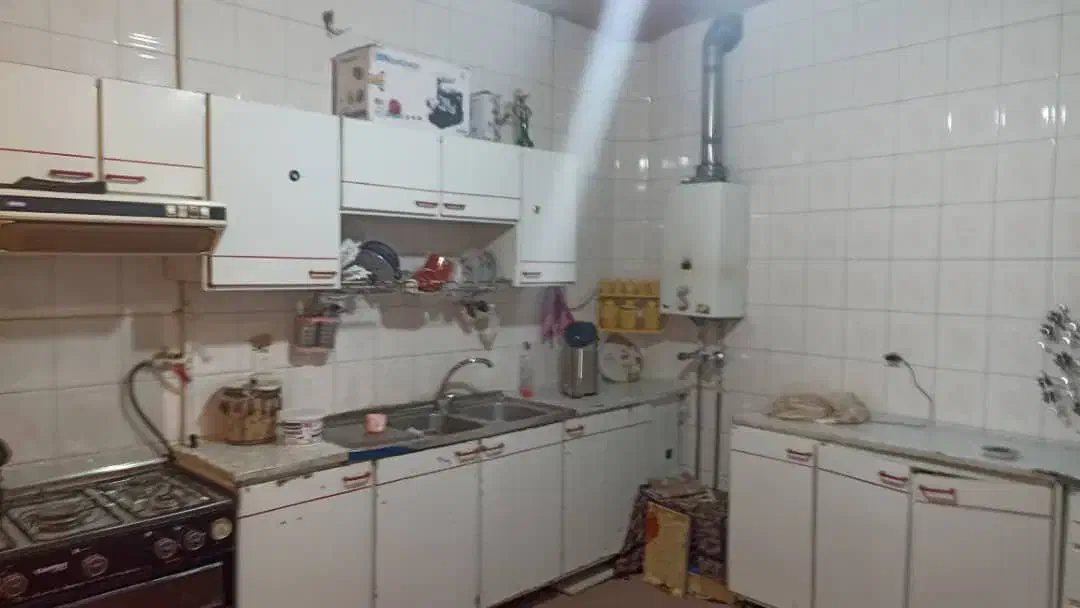 اجاره ۲ طبقه ویلایی دربست خیابان جی خیابان ابر|اجارهٔ خانه و ویلا|اصفهان, ابر|دیوار