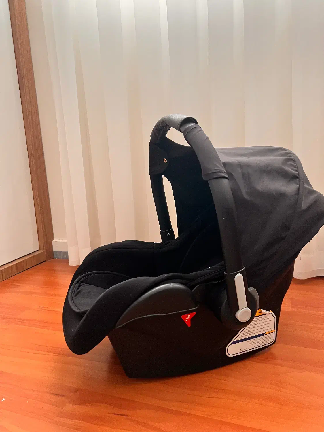 کریر|کالسکه و لوازم جانبی|تبریز, |دیوار