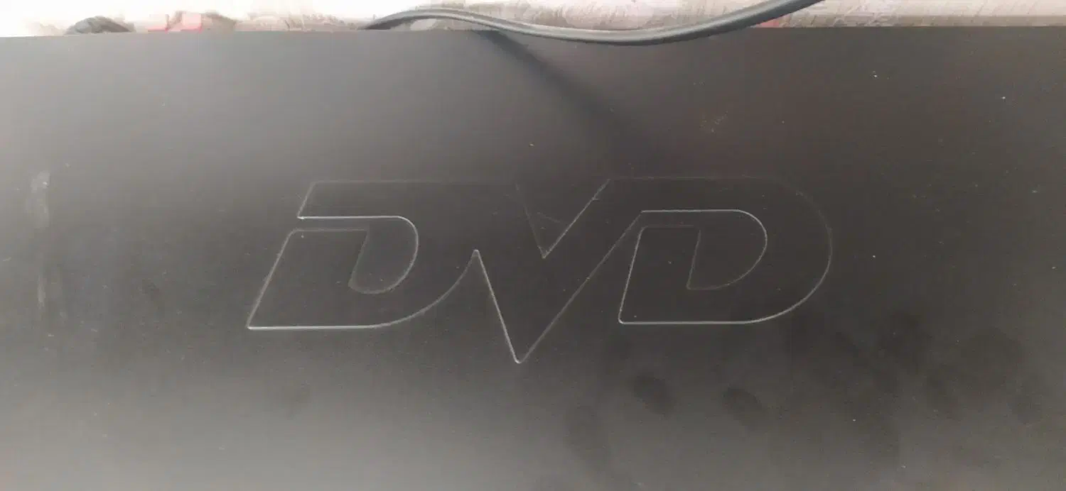 فروش یک  دستگاه دی وی دی  و سی دی خوان|پخش‌کننده DVD و ویدیو|سنندج, |دیوار