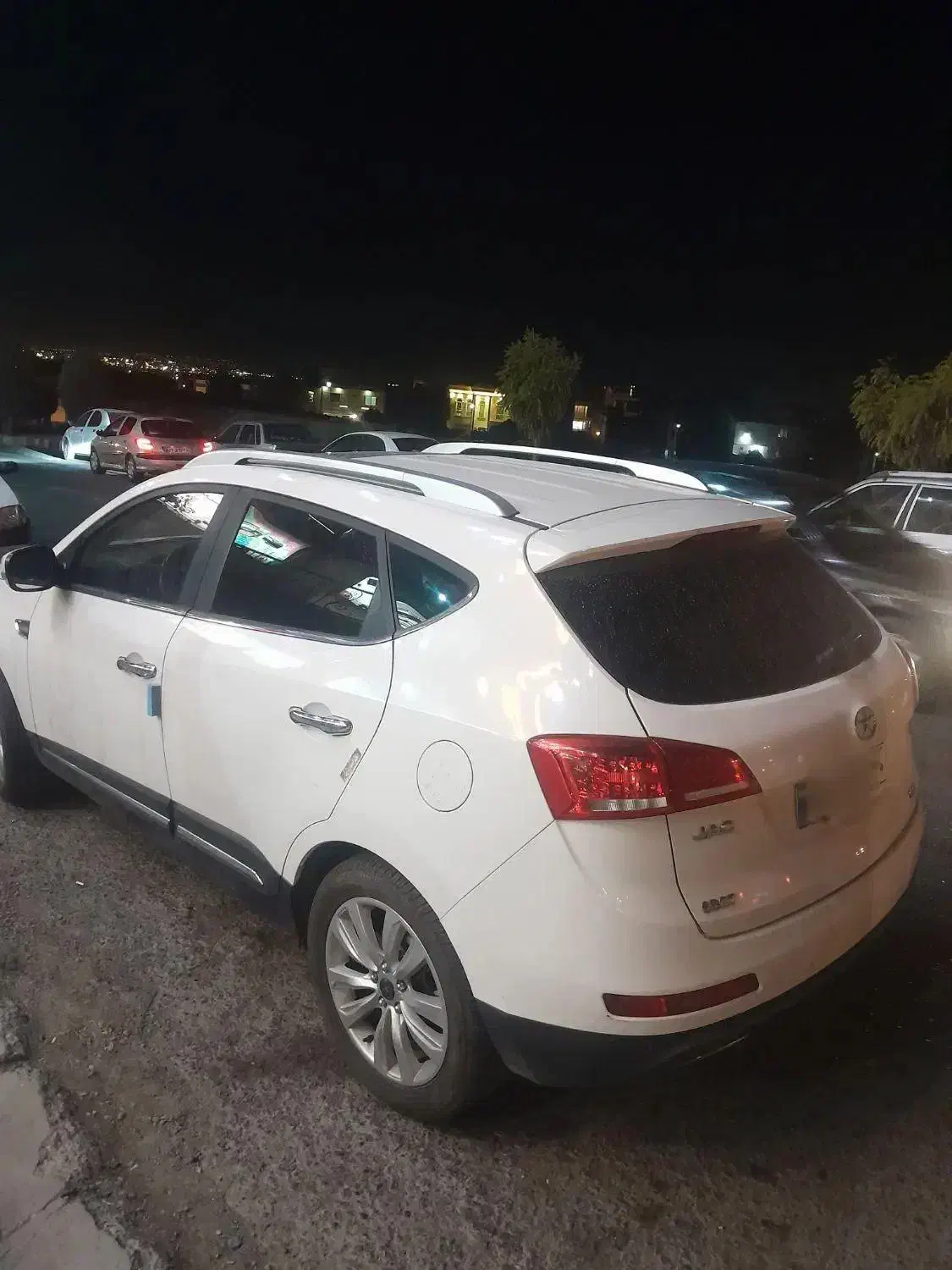 جک اس ۵ اتومات|خودرو سواری و وانت|هشتگرد, قاسم آباد بزرگ|دیوار