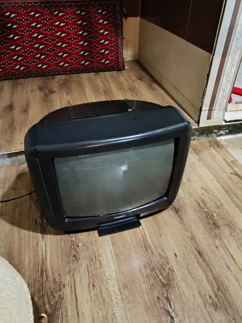 تلویزیون دوو (عتیقه قبل از ۷۰ )|تلویزیون و پروژکتور|کرج, باغستان|دیوار