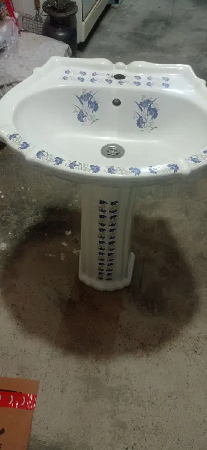 روشویی چینی پارس سالم|لوازم سرویس بهداشتی|سریش آباد, |دیوار