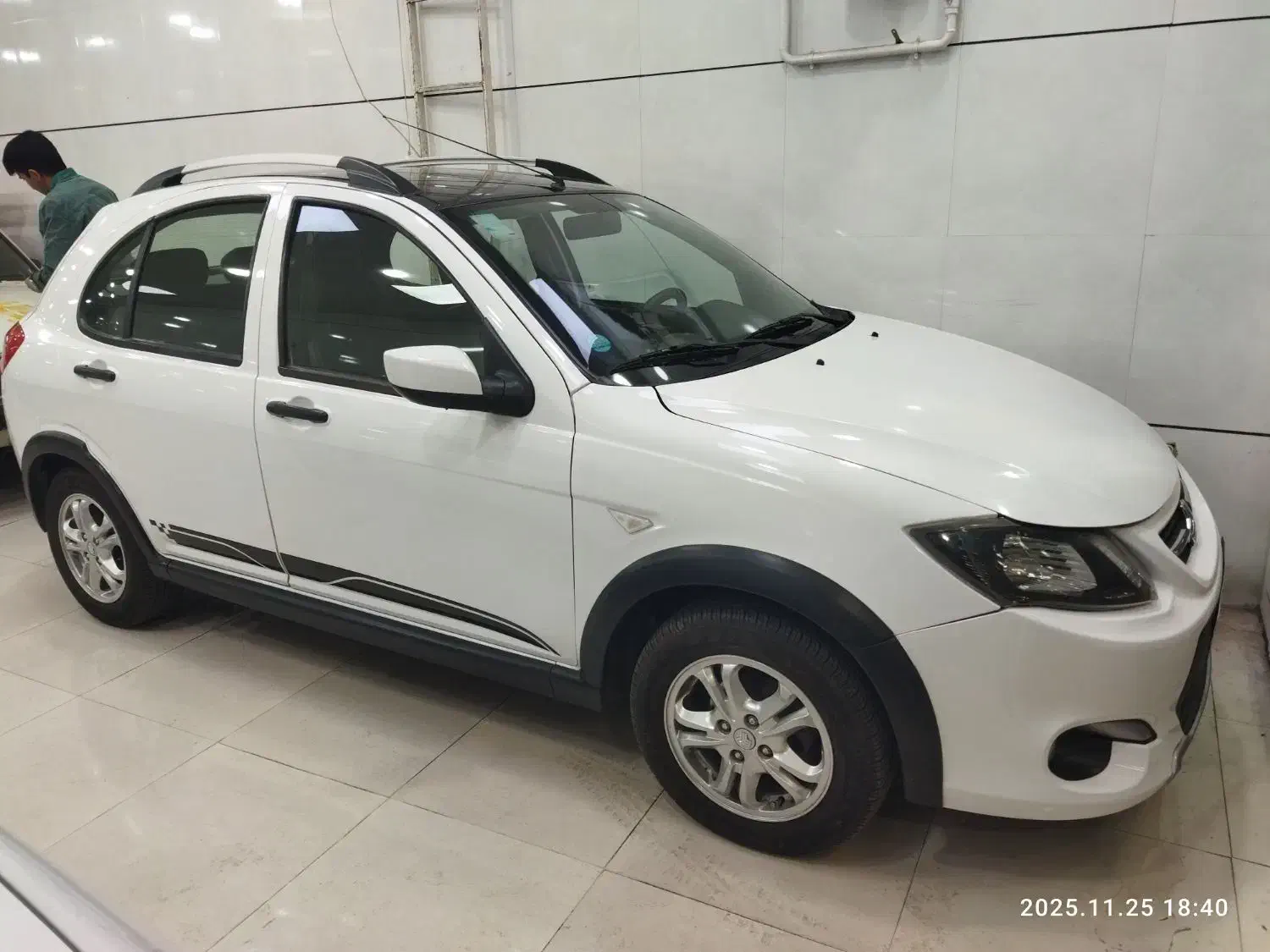 کوییک مدل ۴۰۱rسفید مشکی پارس خودرویی|خودرو سواری و وانت|قزوین, |دیوار