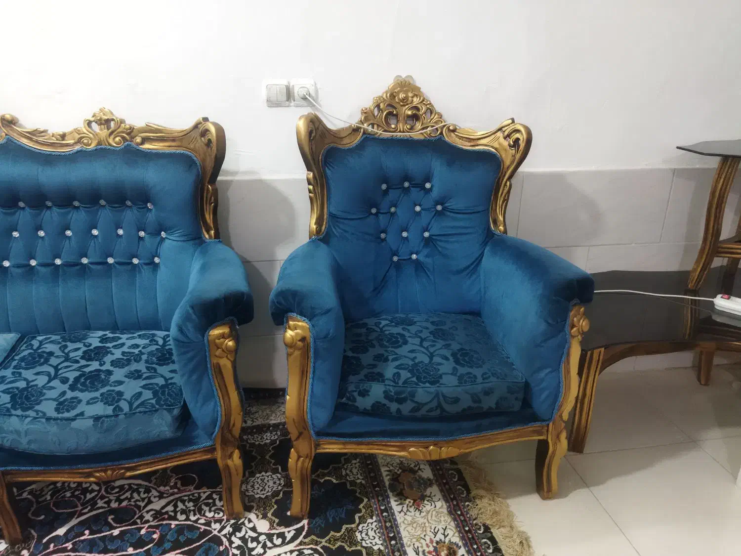 مبل سلطنتی و میزعسلی|مبلمان خانگی و میز عسلی|اصفهان, پروین|دیوار