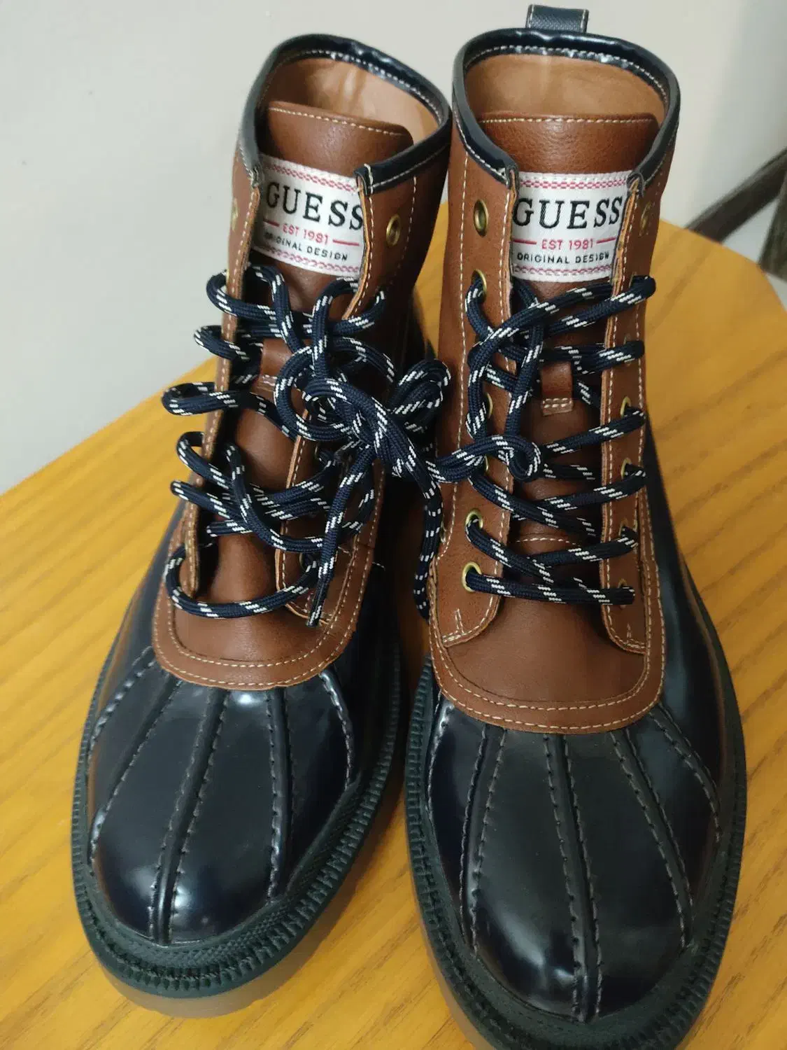 بوت مردانه برند اورجینال Guess|کیف، کفش، کمربند|تهران, خواجه نظام الملک|دیوار