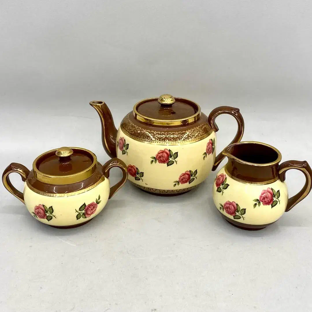 ست قوری قندون وشکر ریز نایاب|قوری، کتری، قهوه‌ساز دستی|کرج, فاز ۳ گوهردشت|دیوار