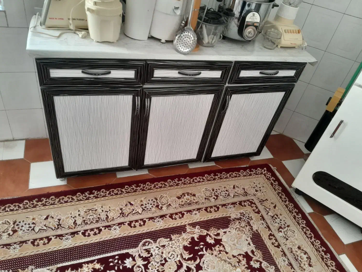 کابینت فلزی|آب‌چکان و نظم‌دهنده ظروف|خوی, |دیوار