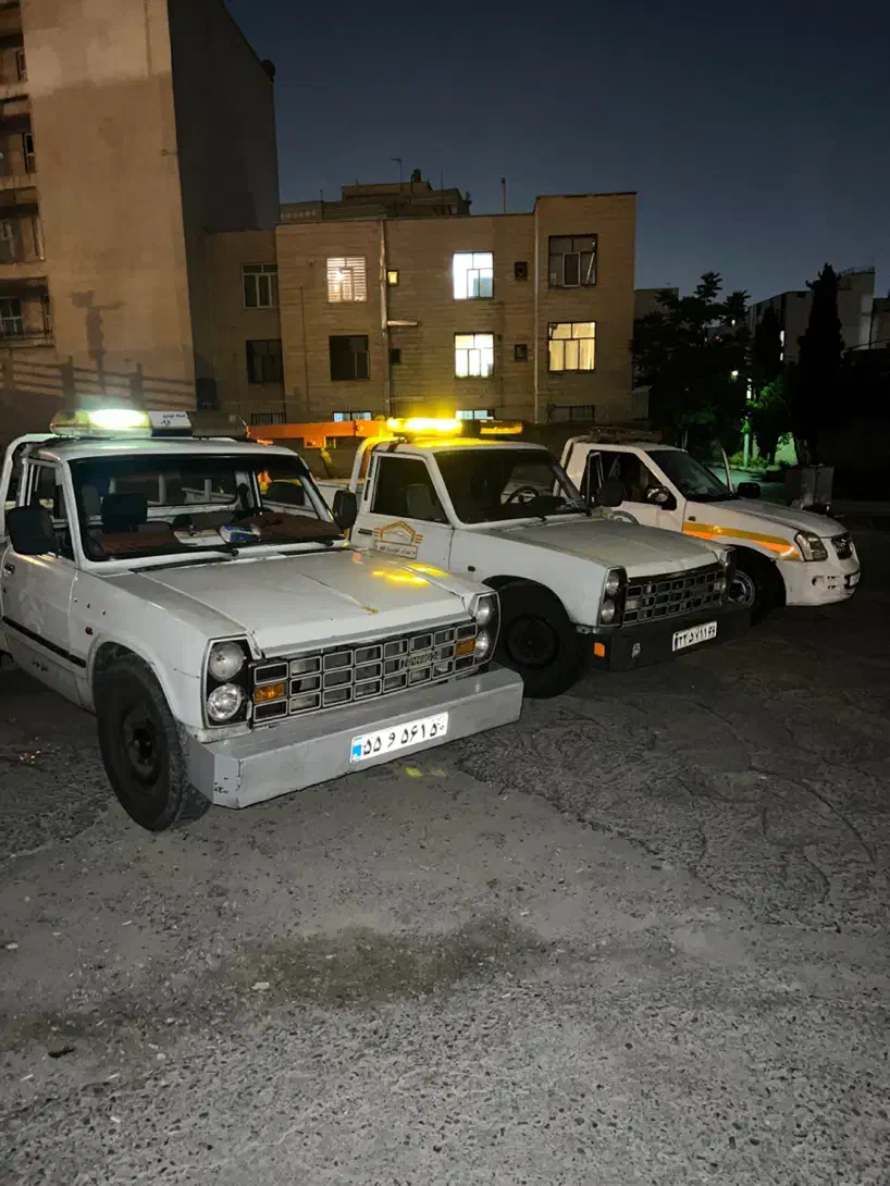 امداد همراه غرب تهران یدک کش جرثقیل کفی خودروبر|خدمات حمل و نقل|تهران, صادقیه|دیوار