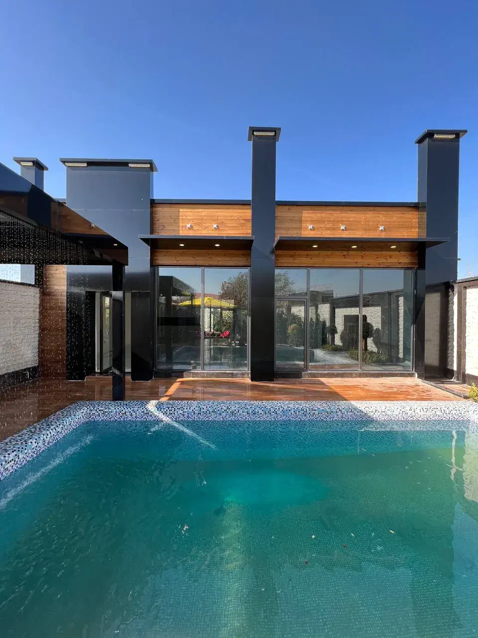 ۴۰۰مترویلاجنگلیاستخردار/فروشفوری،چمستان|فروش خانه و ویلا|هچیرود, |دیوار