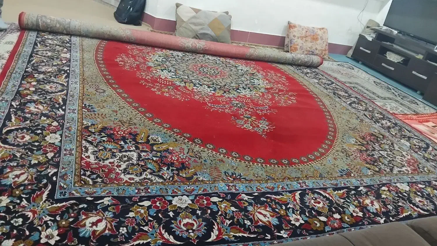 قالی ۳ در چهار درحد نو بدون تعمیر|فرش|گرگان, |دیوار