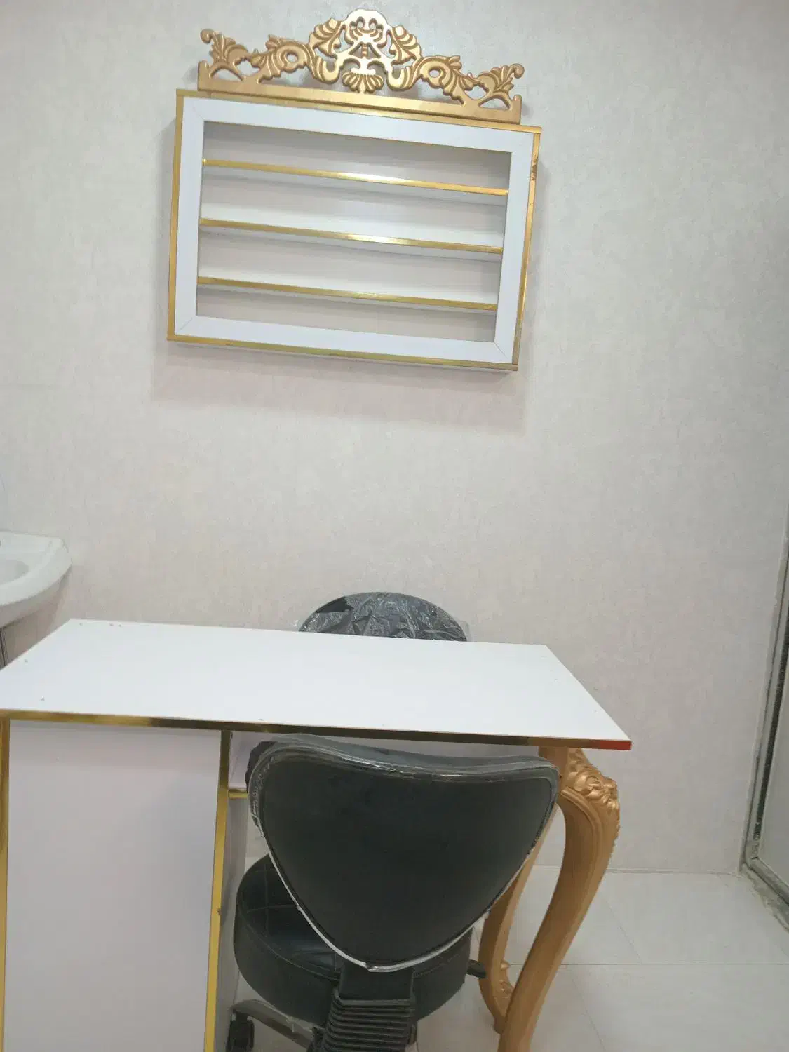 اجاره میز ناخن|آرایشگاه و سالن‌های زیبایی|رشت, گیل|دیوار